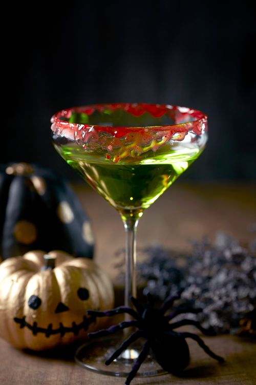 寒舍艾麗酒店 萬聖限定調酒「不給糖就搗蛋」。業者提供