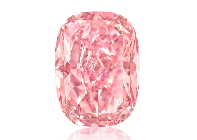 11.15克拉威廉姆森粉紅之星為IF內無瑕、豔彩成色的Type IIa等級。品牌提供