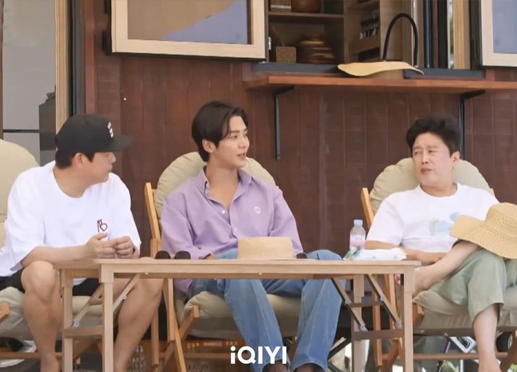 成東鎰（左）、金熙元（右）回歸《帶輪子的家4》，路雲成為新老么。愛奇藝國際站提供