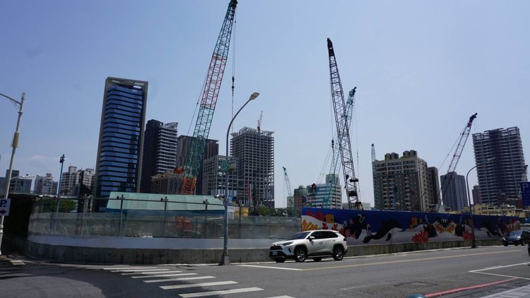 3大百貨投資超過800億元，未來將成高市版信義計畫區。葉家銘攝