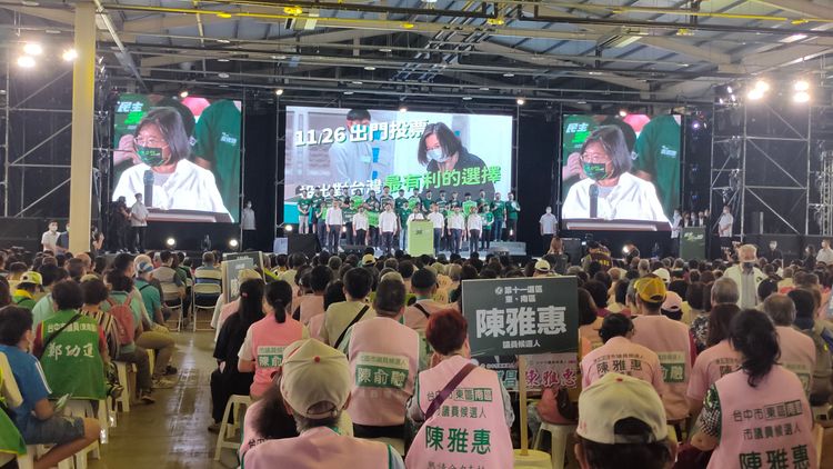 民進黨主席蔡英文推薦6位縣市長參選人。鮮明攝