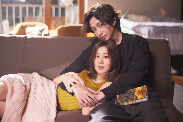 白安(左)與李見騰有親密對手戲。相信提供