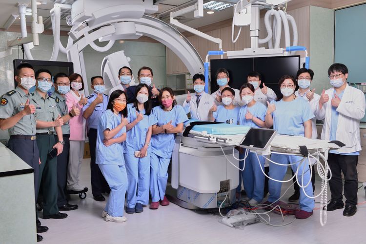 軍桃園總醫院引進雙向心導管X光機啟用。院方提供