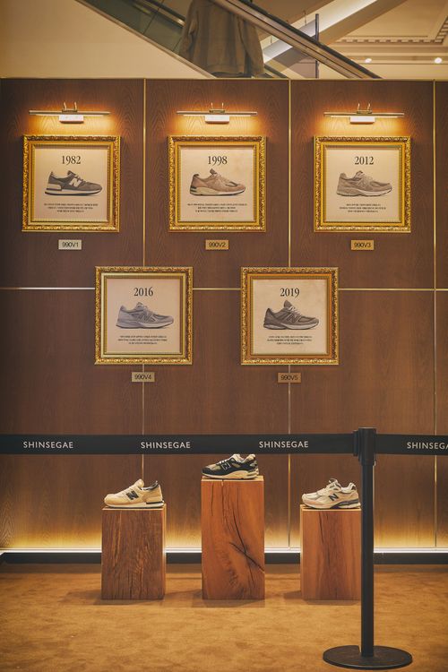 現場展示歷代990鞋款的演變歷程。品牌提供