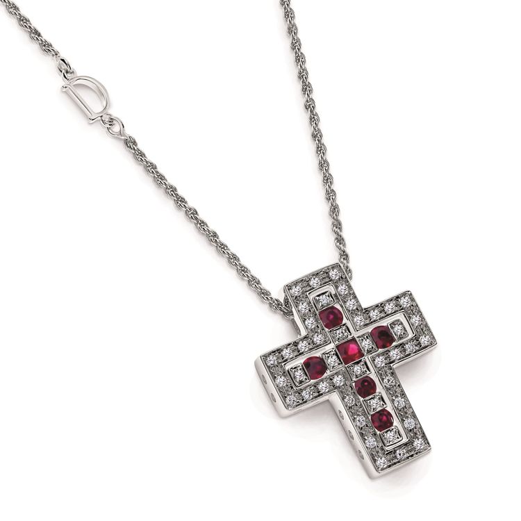 Belle Époque Cross 18K白金十字架紅寶石鑽鍊，17萬7600元。品牌提供