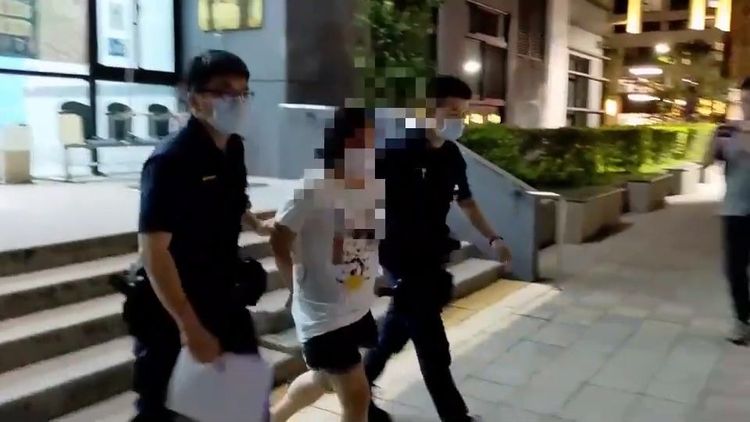 警方將簡女移送。翻攝畫面