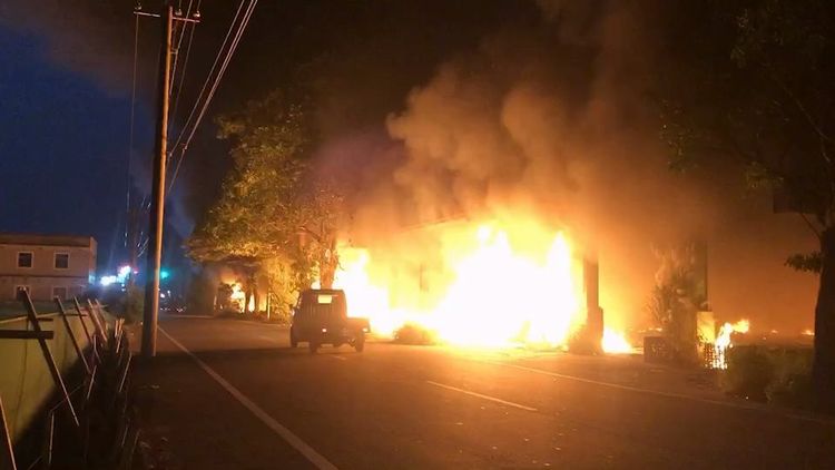 現場火勢猛烈。民眾提供