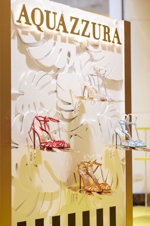 品牌經典的鳳梨元素，也被運用在快閃店面裝飾之中。品牌提供
