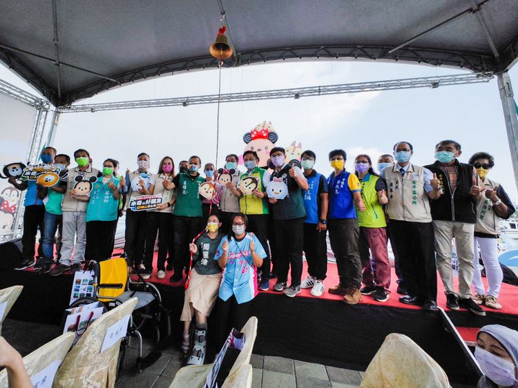 「米奇與好朋友CHILL遊台南」於中秋連假前夕舉辦揭幕典禮，台南市長黃偉哲、觀旅局長郭貞慧、交通局長王銘德、新聞國關處長蘇恩恩、安平區長蕭泰華、台南市議員、安平區在地里長等多位貴賓特別出席。田欣雲攝