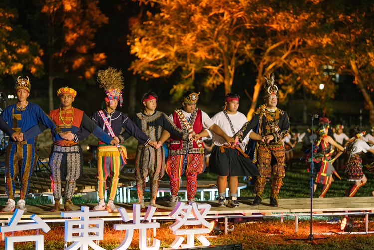 台東高中、知本國中、知本國小三校表演。台東縣府提供