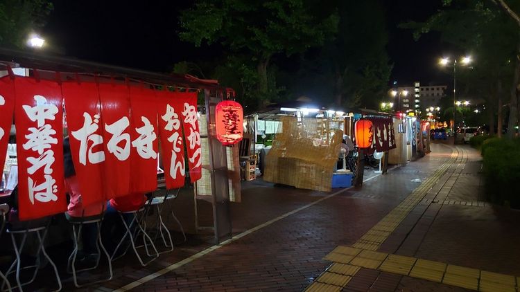 以紅磚鋪設的藏本通。HIT廣島縣觀光聯盟提供