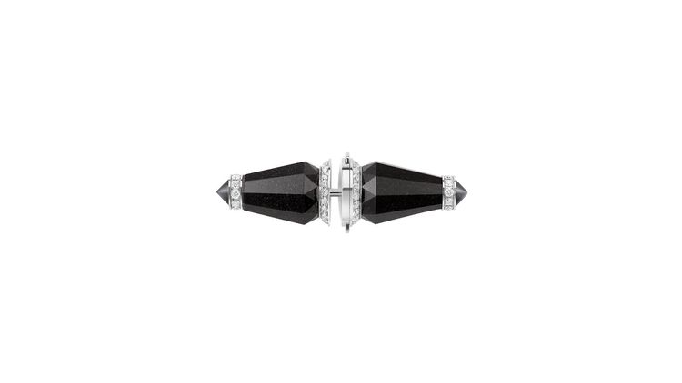 Jack de BOUCHERON Ultime系列18K白金鑲鑽單邊耳環，未定價。品牌提供