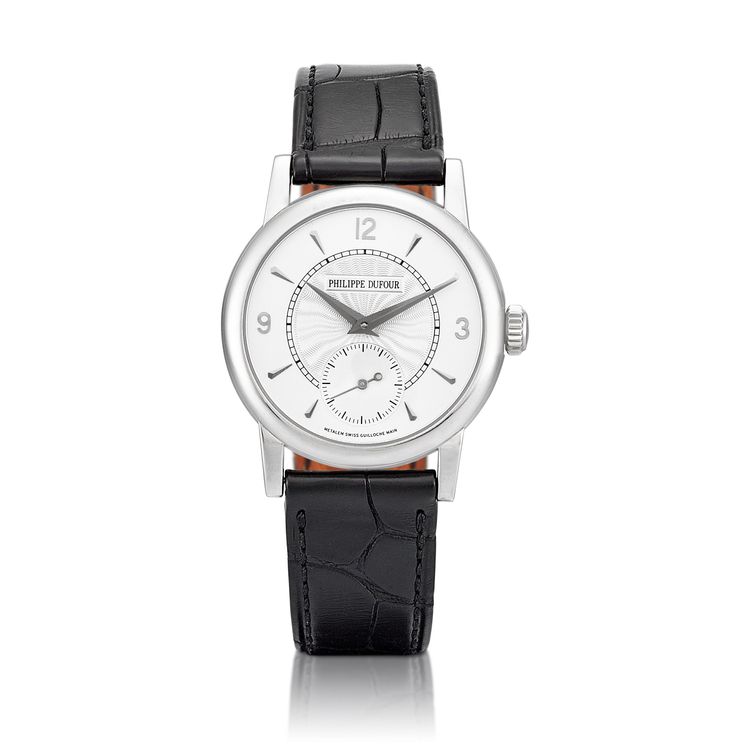 Philippe Dufour Simplicity 18K白金腕錶，估價約2038萬元台幣。品牌提供