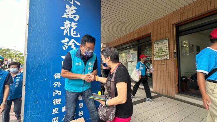 國民黨新竹市長候選人林耕仁今天（6日）來到武陵里拜票。林耕仁競總提供