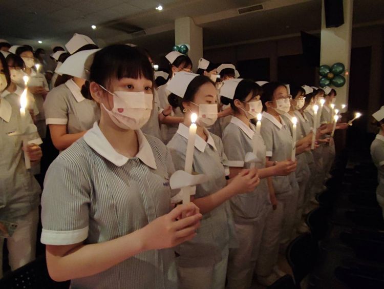 薪火相傳，溫馨感人。王志弘攝