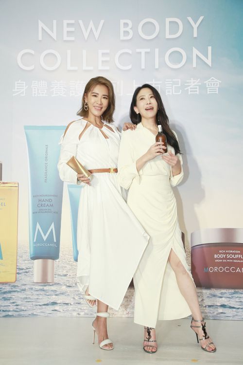 小禎（左）與髮妝專家吳依霖，今出席油類護理品牌MOROCCANOIL身體系列保養上市記者會。朱世閎攝