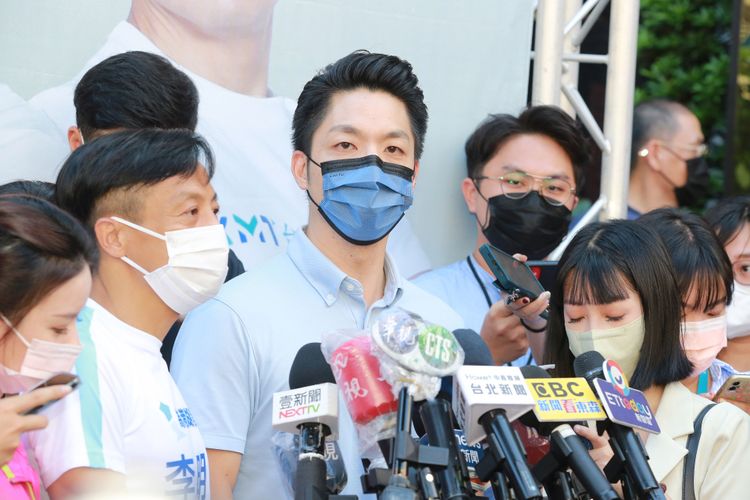 蔣萬安轟民進黨年底選舉操作不斷秀下限。朱世閎攝