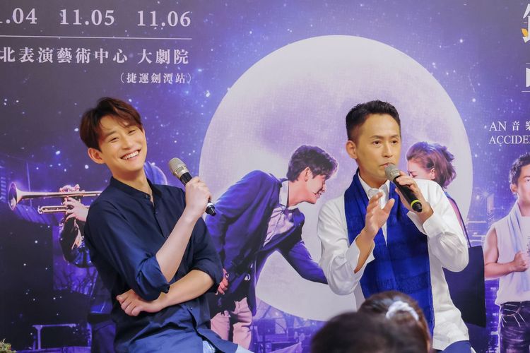 陳乃榮（左）與王柏森出席《搭錯車》分享會。相信提供