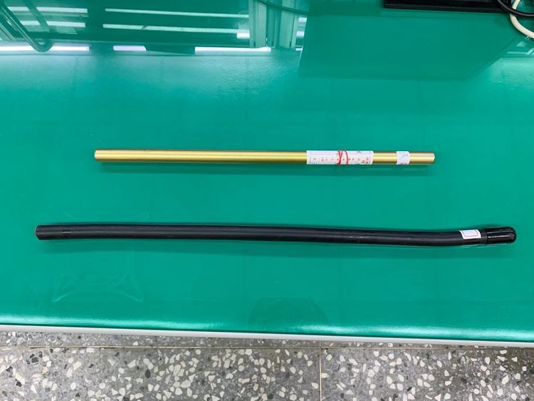 王男被林父等人持棍棒打到遍體鱗傷。資料照片（非本案凶器）