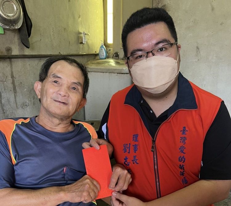 林若宸表示，協會今年由理事長劉志枰提撥80萬元專款，作為低收入戶、中低收入老人，提供生活津貼及一些生活物資援助。協會提供