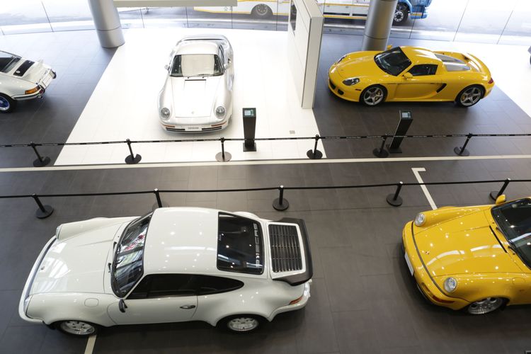 911 SC/RS（左下）可謂稀有中的稀有。翁玉信攝