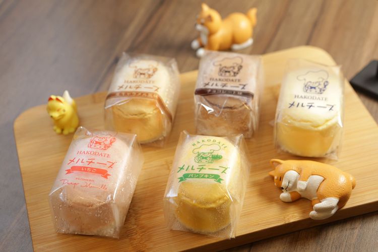 函館菓子工坊有各式口味的一口起司蛋糕。翁玉信攝