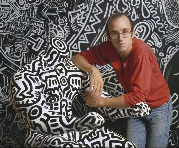 已故美國藝術家Keith Haring以其塗鴉風格的作品著稱。品牌提供