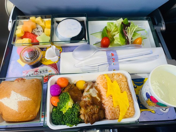 主菜都是蛋包飯，因為蛋包飯是皮卡丘的最愛。胡順惠攝