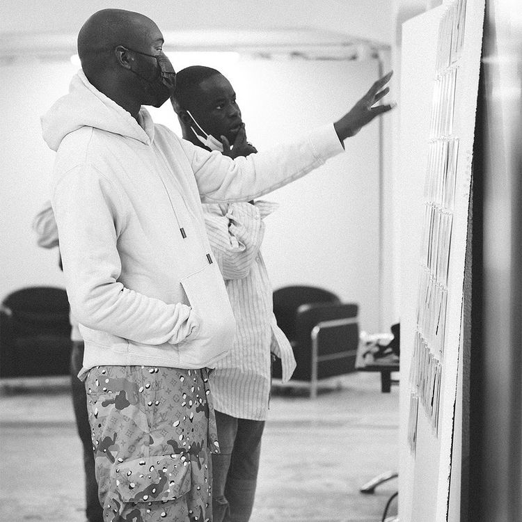 Off-White已故創辦人Virgil Abloh（左）與現任藝術和造型總監Ibrahim Kamara。翻攝Off-White IG