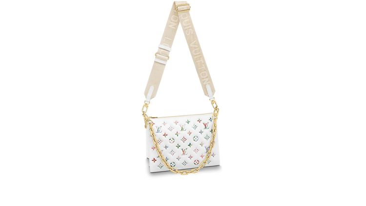 LV Coussin PM彩色Monogram鍊條肩背包，15萬8000元。品牌提供