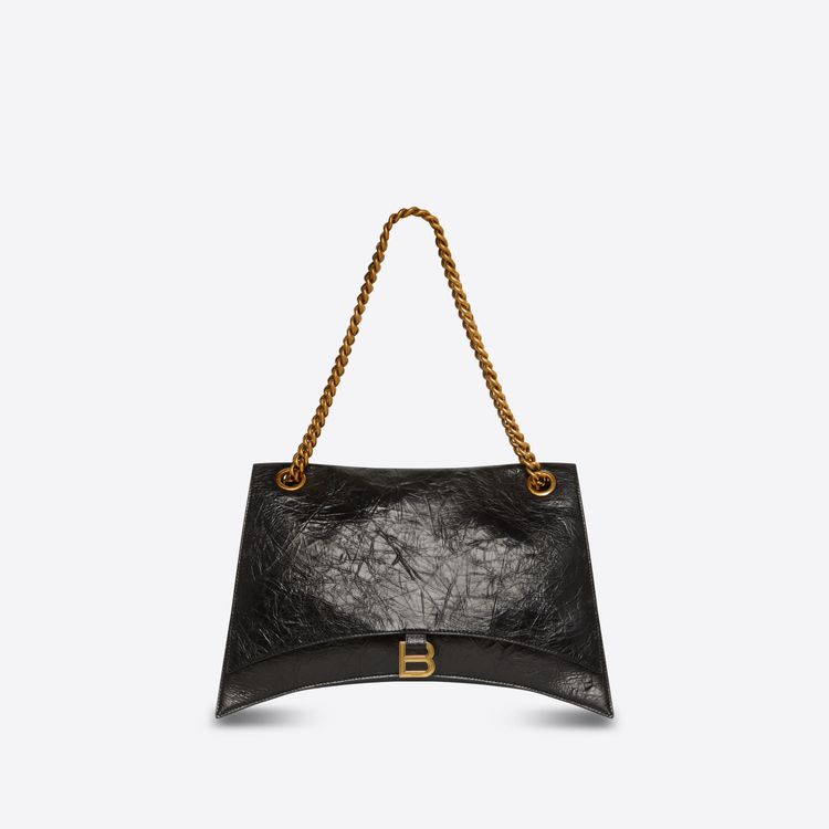 Crush大型皮革鍊帶包，9萬1650元。品牌提供