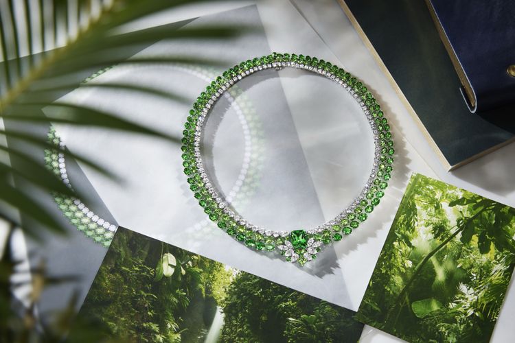 Rainforest Suite沙弗萊石項鍊，鑲嵌8.58克拉沙弗萊石主石，搭配154顆各式切割沙弗萊石，約3300萬元。品牌提供