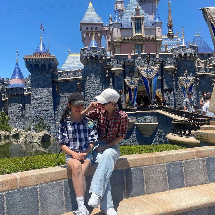 母女倆關係緊密。翻攝jingjing6136 IG