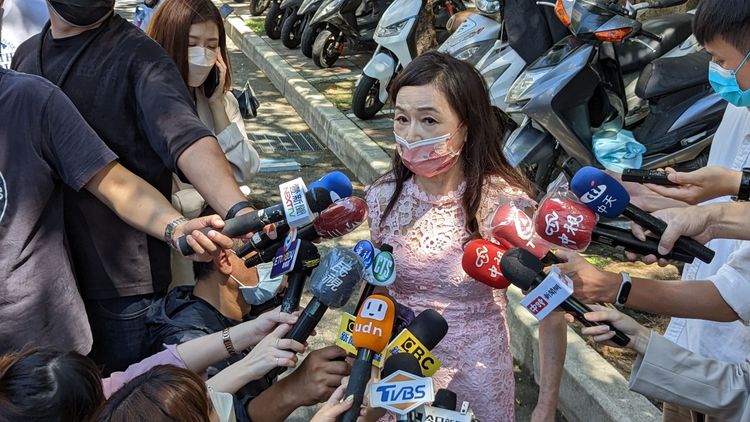 周玉蔻坦承爆料並非百分百正確。趙世平攝