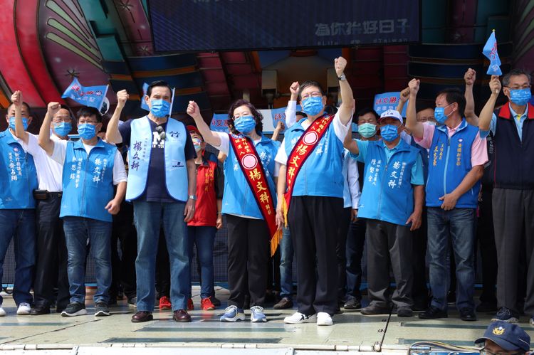 馬英九今天（9日）來到湖口鄉競選服務處為楊文科站台。楊文科競總提供