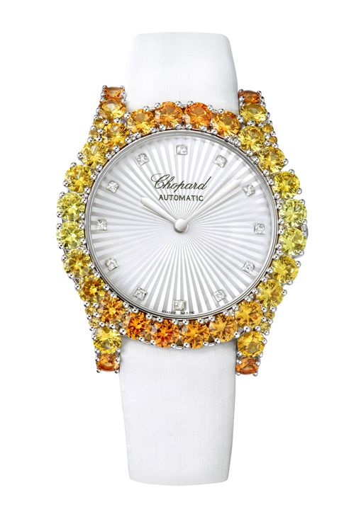 L'Heure du Diamant 18K白金黃與橙色剛玉腕錶，約132萬7000元。品牌提供
