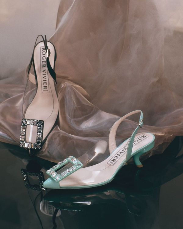 Virgule 55 PVC材質高跟鞋，每雙4萬2200元。翻攝rogervivier IG