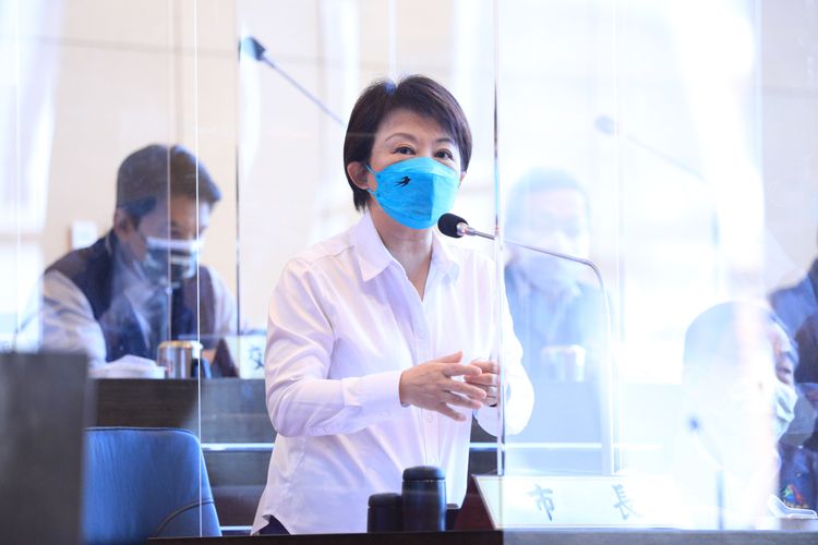 盧秀燕今天再補槍嗆「以為台中立委可以幫台中爭取全額鐵路高架經費！」諷刺台中立委「沒力」。曾雪蒨攝