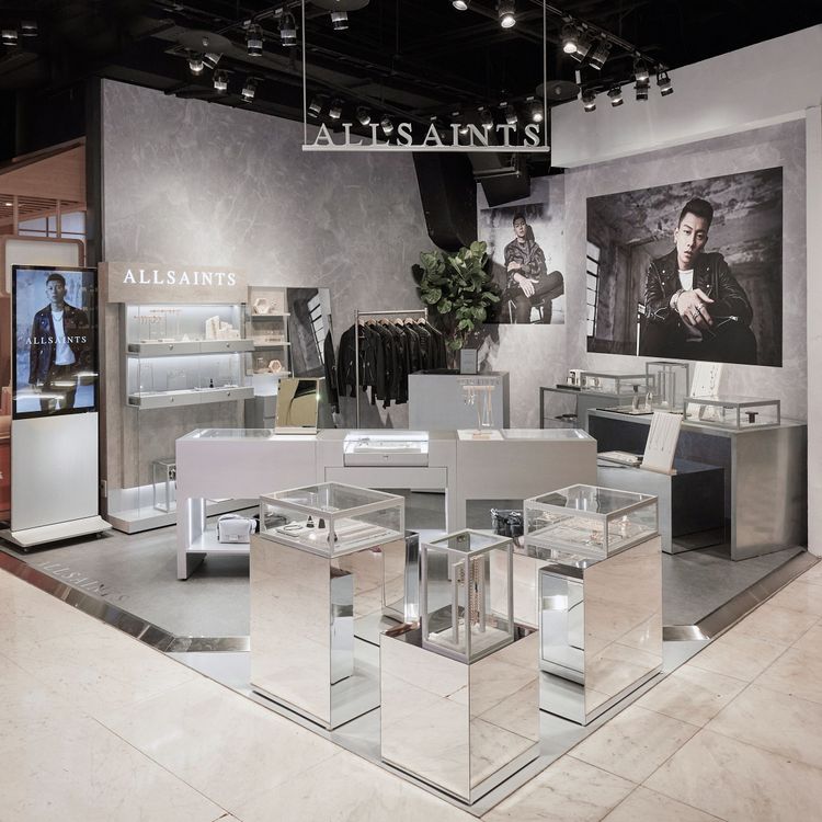 ALLSAINTS即日起於新光三越台北南西店，開啟引入全新店裝概念的飾品期間限定店。品牌提供