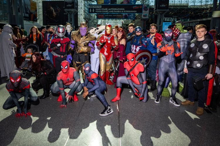 動漫英雄齊聚一堂大合照。美聯社