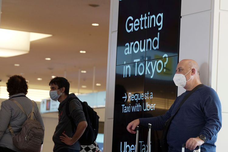 日本放送協會（NHK）報導，有關防疫的邊境管制措施今天起大幅放寬。美聯社