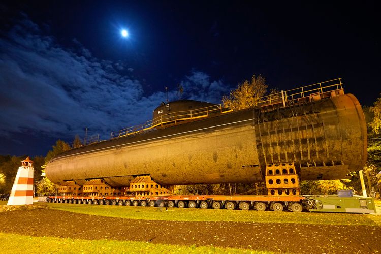 退役的潛艇將被改裝成海上博物館。美聯社