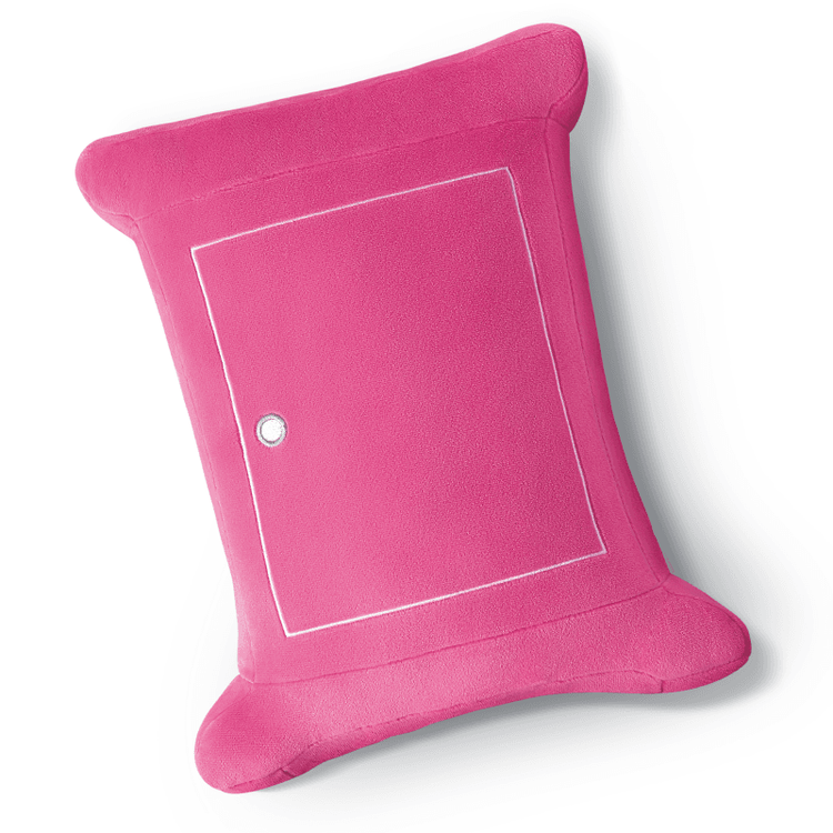 麥當勞再推哆啦A夢道具抱枕任意門！翻攝麥當勞官網