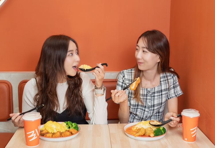 看準台南愛吃飯需求，引引InnInn用鍋燒高湯入菜，推出四款飯類新品。業者提供