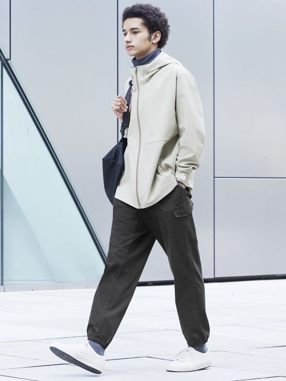 生日慶第二彈必入手BLOCKTECH防風雨連帽外套。業者提供