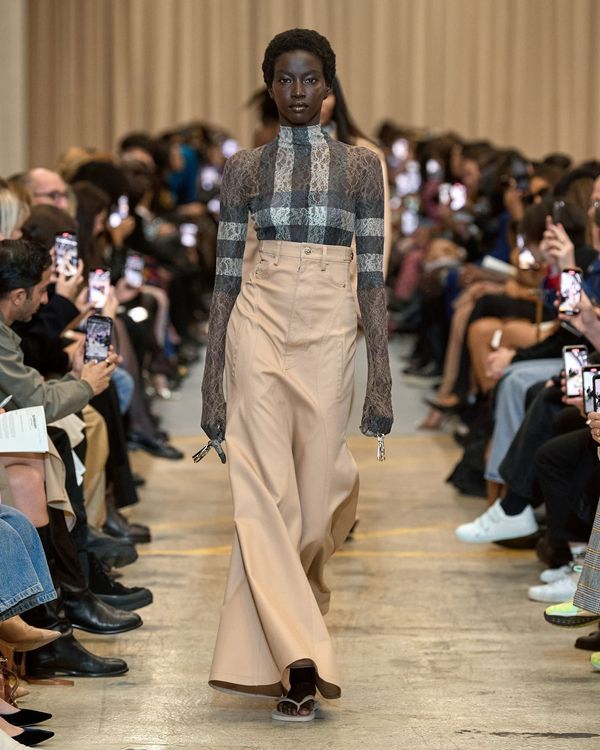 BURBERRY 2023春夏系列男女裝大秀。品牌提供