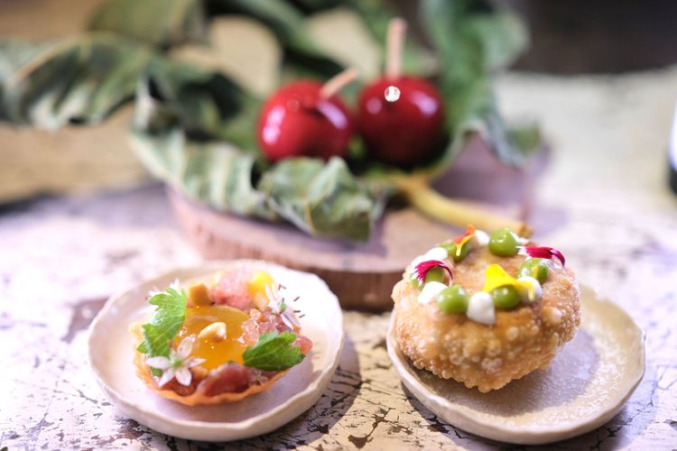 藏包餐點的想法來自西藏族人自製的款待點心。陳志淵攝