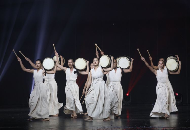 優人神鼓在秀上穿插表演。陳明中攝