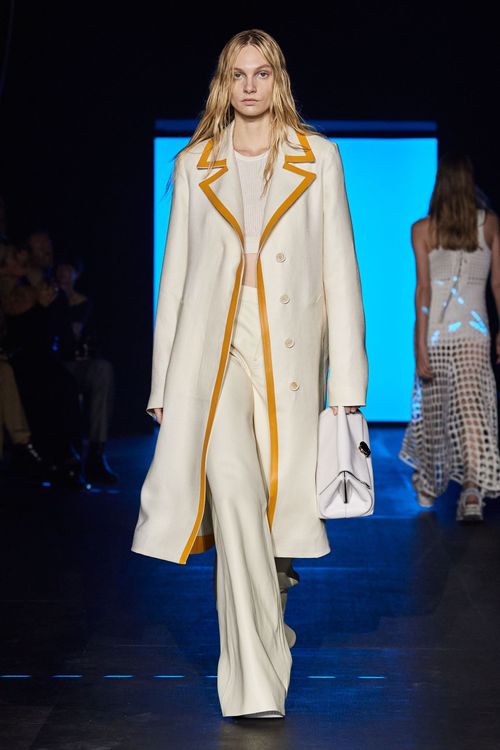 Chloé 2023春夏系列大秀。品牌提供