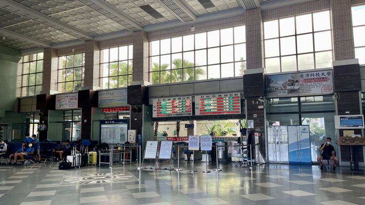 目前台東至富里可搭乘多班次區間車前往。古和純攝